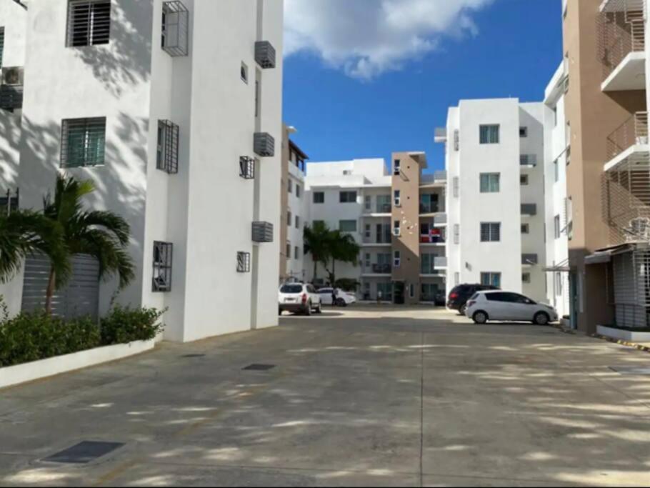 Comodas 3 Hab Con Piscina, Wifi 1Er Nivel Santiago De Los Caballeros Exterior foto